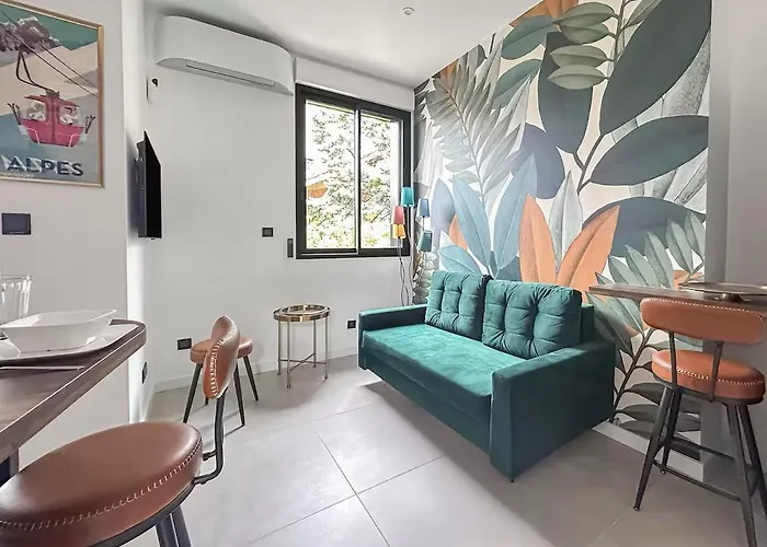 T1 103 Eaux Claires, Premium, Clim, Garage Prive